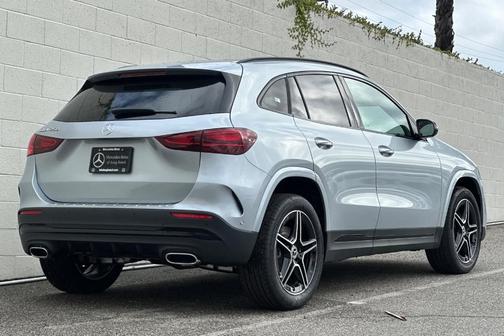 2026 Mercedes-Benz GLA 250 Base