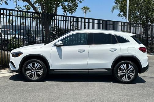 2025 Mercedes-Benz GLA 250 Base