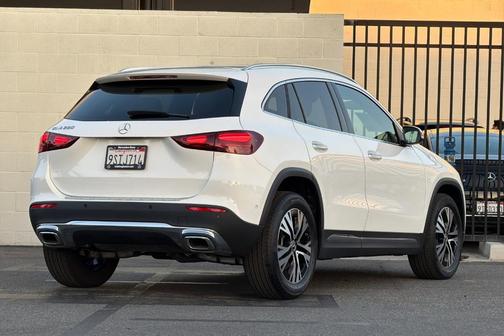 2025 Mercedes-Benz GLA 250 Base