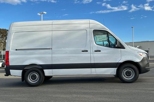 2026 Mercedes-Benz Sprinter 2500 144 WB
