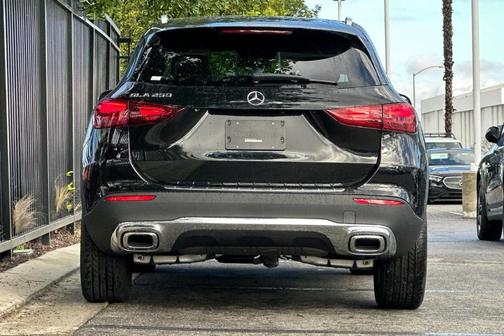 2026 Mercedes-Benz GLA 250 Base