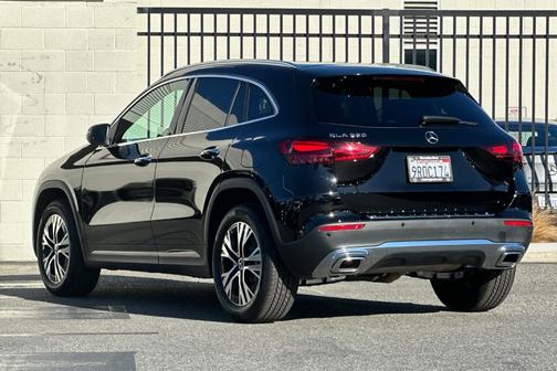 2025 Mercedes-Benz GLA 250 Base
