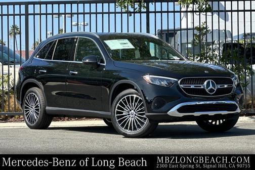 Black 2027 Mercedes-Benz GLC 300