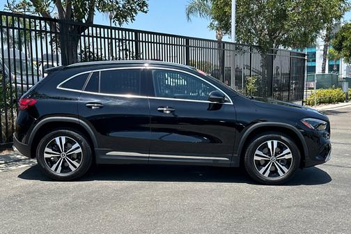 2025 Mercedes-Benz GLA 250 Base