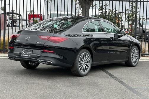 2025 Mercedes-Benz CLA 250 Base 4MATIC
