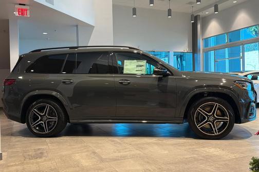 2026 Mercedes-Benz GLS 450 4MATIC