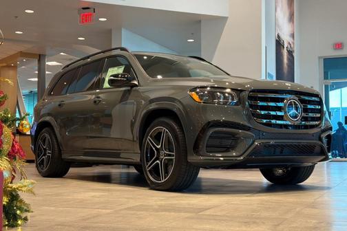 2026 Mercedes-Benz GLS 450 4MATIC
