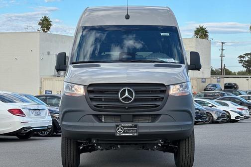 2025 Mercedes-Benz Sprinter 2500