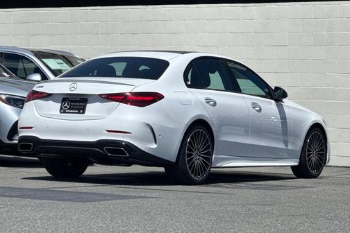 MANUFAKTUR Moonlight White Metallic 2026 Mercedes-Benz C-Class C 300