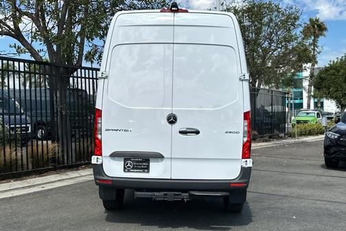 2025 Mercedes-Benz Sprinter 2500 Standard Roof