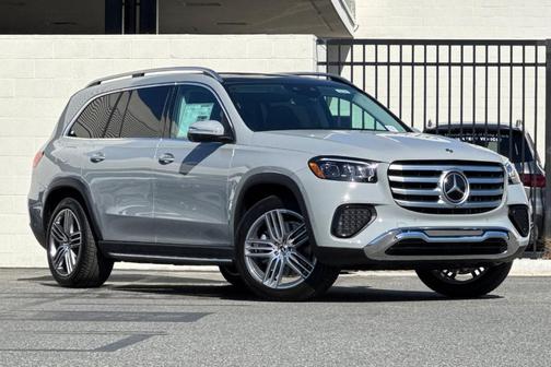 Alpine Gray 2026 Mercedes-Benz GLS 450 4MATIC