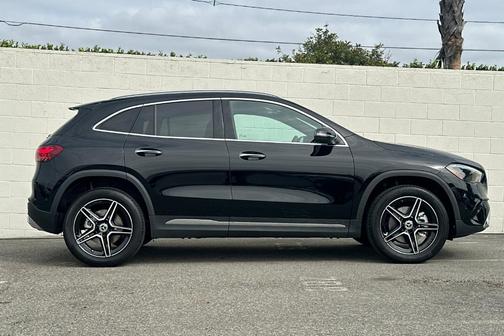 2026 Mercedes-Benz GLA 250 Base