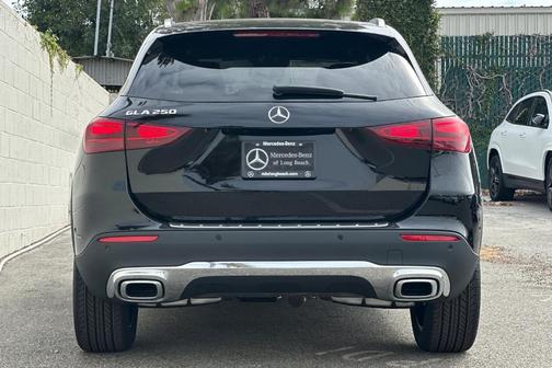 2026 Mercedes-Benz GLA 250 Base