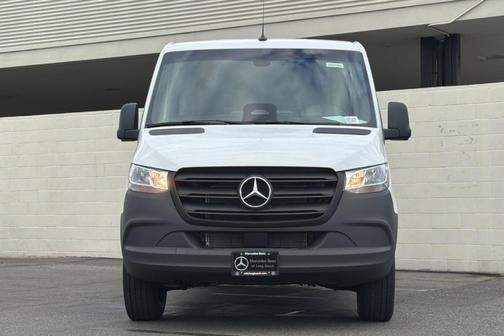 2026 Mercedes-Benz Sprinter 2500 Standard Roof