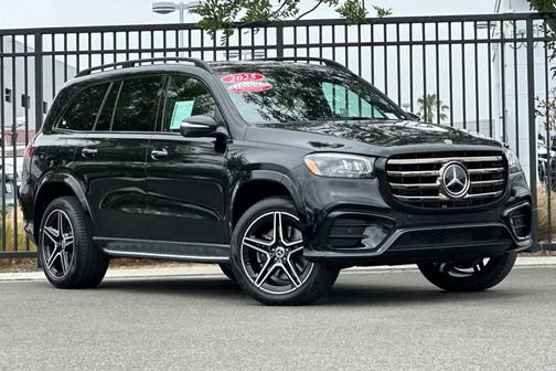 2025 Mercedes-Benz GLS 450