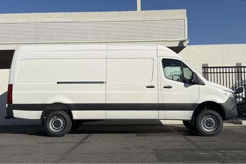 2026 Mercedes-Benz Sprinter 2500 High Roof