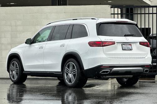 2025 Mercedes-Benz GLS 450 4MATIC
