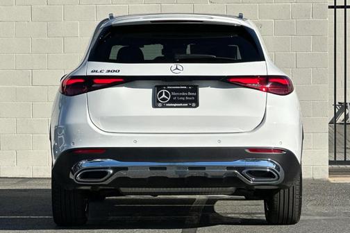 2026 Mercedes-Benz GLC 300 Base