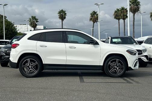 2026 Mercedes-Benz GLA 250 Base