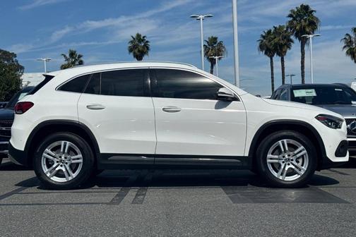 2021 Mercedes-Benz GLA 250 Base