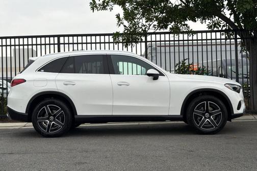 2026 Mercedes-Benz GLC 300 Base