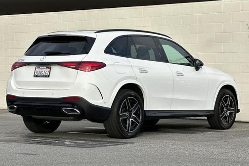 2025 Mercedes-Benz GLC 300 Base