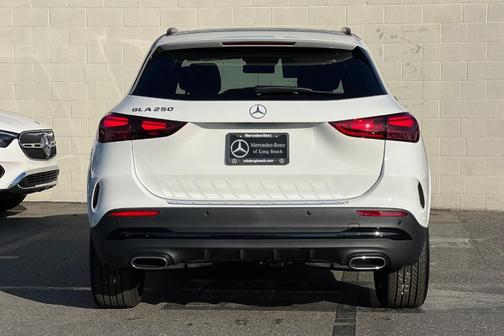 2026 Mercedes-Benz GLA 250 Base