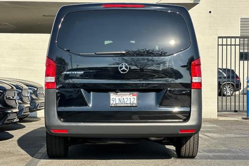 2023 Mercedes-Benz Metris Base