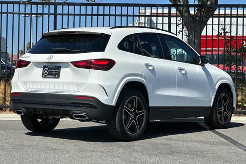 2026 Mercedes-Benz GLA 250 Base