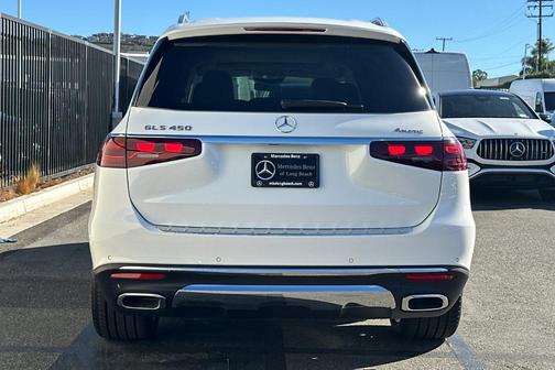 2026 Mercedes-Benz GLS 450