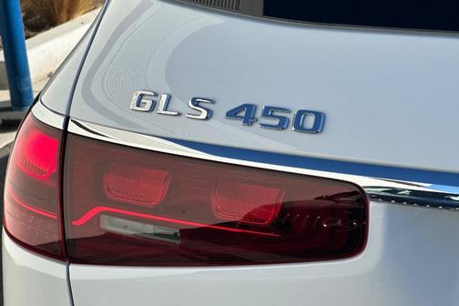2026 Mercedes-Benz GLS 450