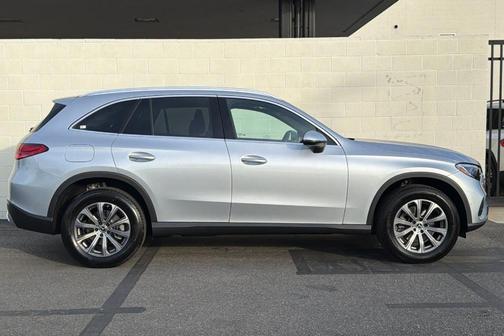 2026 Mercedes-Benz GLC 300 Base