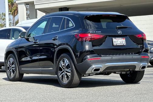 2025 Mercedes-Benz GLA 250 Base