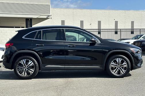 2025 Mercedes-Benz GLA 250 Base