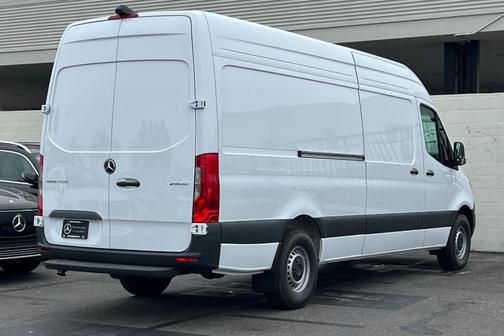 2025 Mercedes-Benz Sprinter 2500 High Roof
