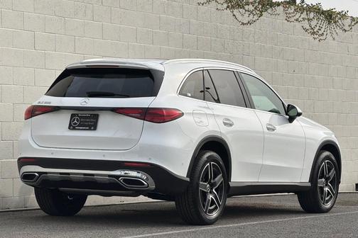 2026 Mercedes-Benz GLC 300 Base