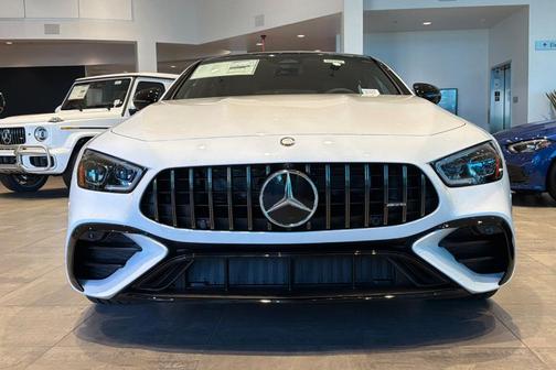 MANUFAKTUR Moonlight White Metallic 2026 Mercedes-Benz AMG GT 43 Base
