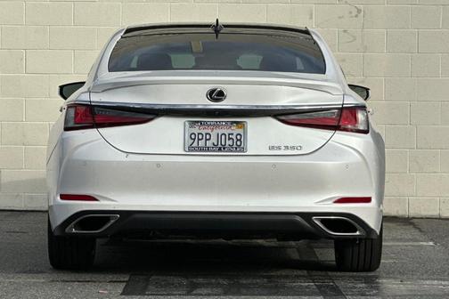 2022 Lexus ES 350 Luxury