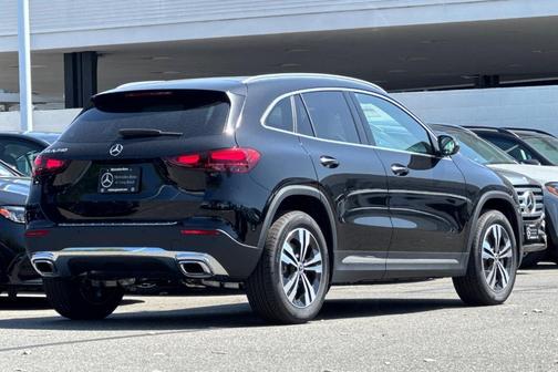 Cosmos Black Metallic 2026 Mercedes-Benz GLA 250 Base