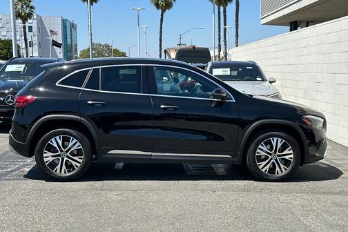 2025 Mercedes-Benz GLA 250 Base