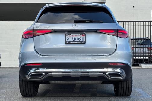 2023 Mercedes-Benz GLC 300 Base