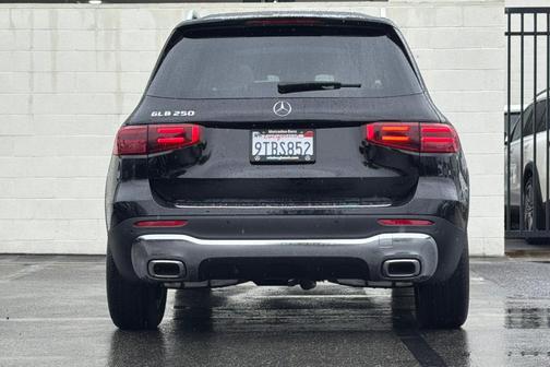 2025 Mercedes-Benz GLB 250 Base