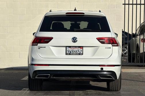 2020 Volkswagen Tiguan 2.0T SE R-Line Black