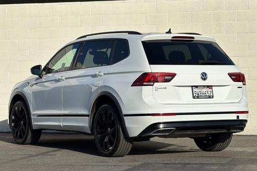 2020 Volkswagen Tiguan 2.0T SE R-Line Black