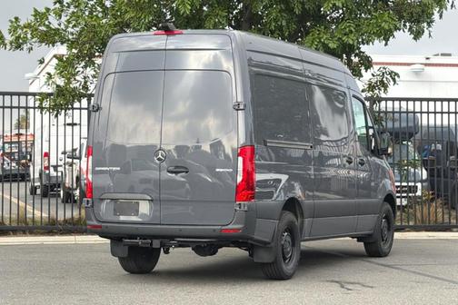 2026 Mercedes-Benz Sprinter 2500 Standard Roof
