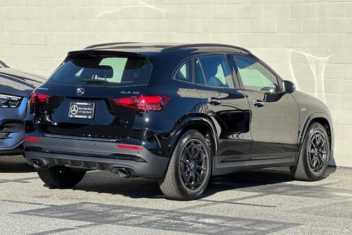 2025 Mercedes-Benz AMG GLA 35 Base