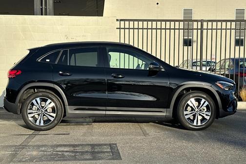 2026 Mercedes-Benz GLA 250 Base