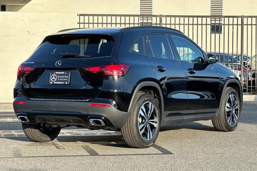 2026 Mercedes-Benz GLA 250 Base