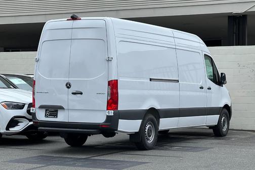 2025 Mercedes-Benz Sprinter 2500 High Roof