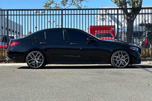 2023 Mercedes-Benz C-Class C 300